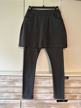 🩶 Legacy XS Gray Skirted Leggings with Pockets Women’s XS